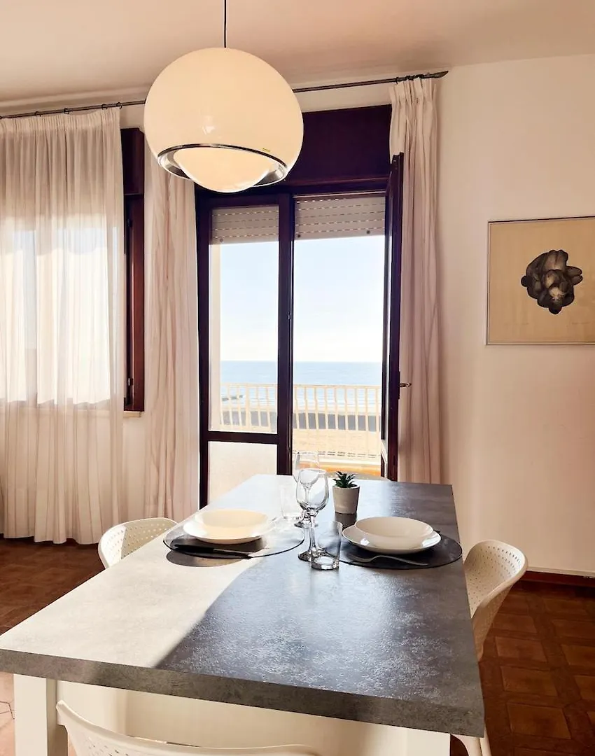 Airone Mare-Residence Grifone 107E108, Fronte Mare, Piscina Lido di Jesolo